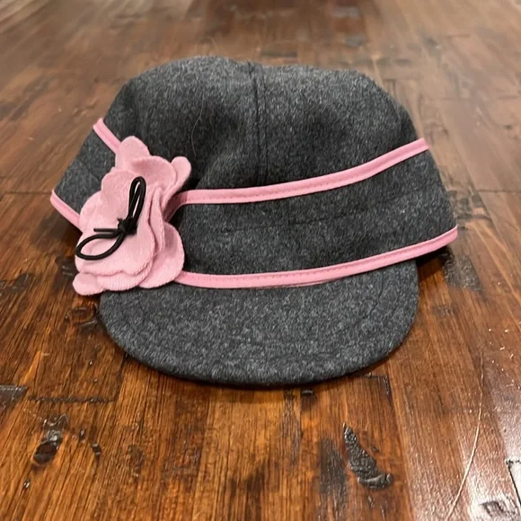 EUC! Stormy Kromer Hat. Gray and Pink. SZ 6 7/8 - Picture 2 of 6